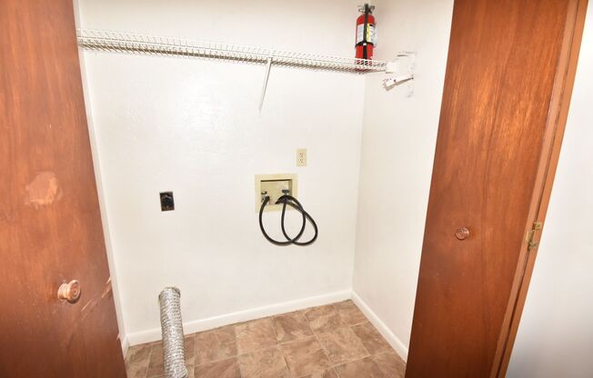 2 beds, 1.5 baths, 1,001 sqft, $1,500, Unit CW1401