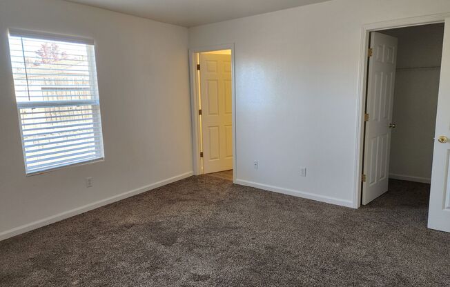 3 beds, 2 baths, $2,000