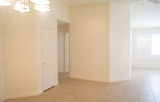SINGLE STORY HOME LOCATED IN A QUIET CUL-DE-SAC! THIS CHARMING 3 BEDROOM, 2 BATHROOM PROPERTY OFFERS A SPACIOUS OPEN FLOOR PLAN