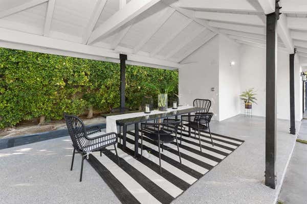4256 TARZANA ESTS DR