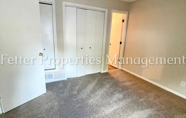 1 bed, 1 bath, $675, Unit 2704