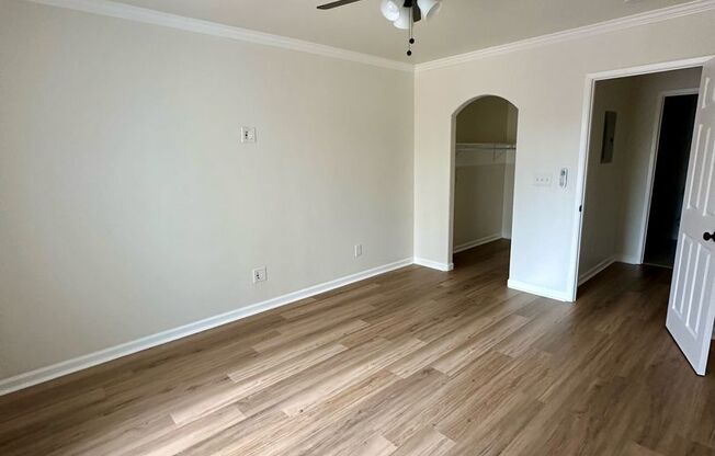 1 bed, 1 bath, 720 sqft, $2,375, Unit 213