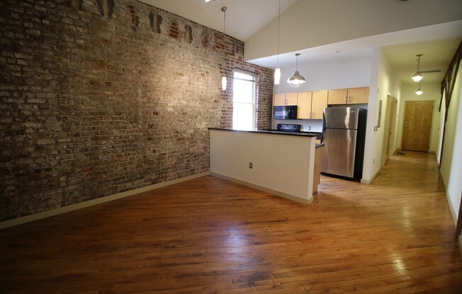 1 bed, 1 bath, 575 sqft, $1,295, Unit APT 24W