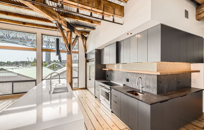 Lake Union Waterfront Apartment