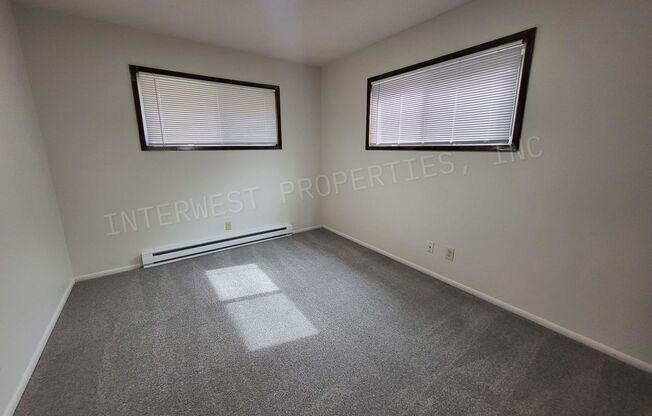 2 beds, 1 bath, 800 sqft, $1,550, Unit 2051-A