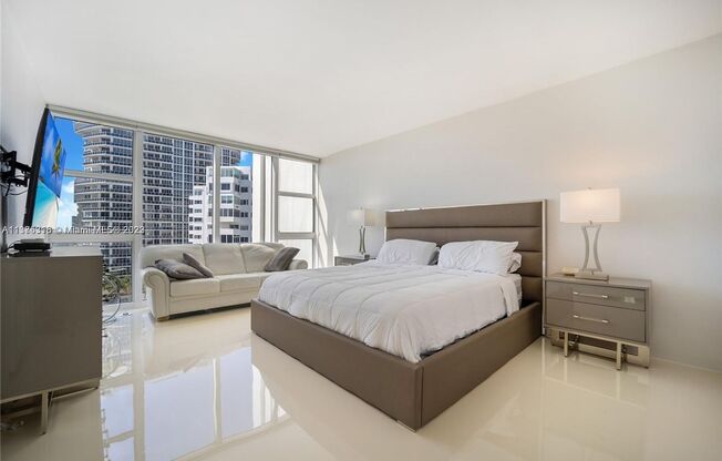 2 beds, 2 baths, 1,407 sqft, $11,450, Unit 10275 Collins Ave unit 810 (A11375316)