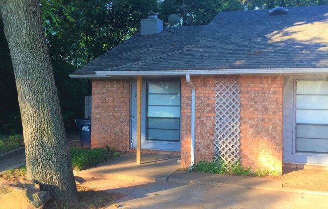 900 - 904 Aspen Ct