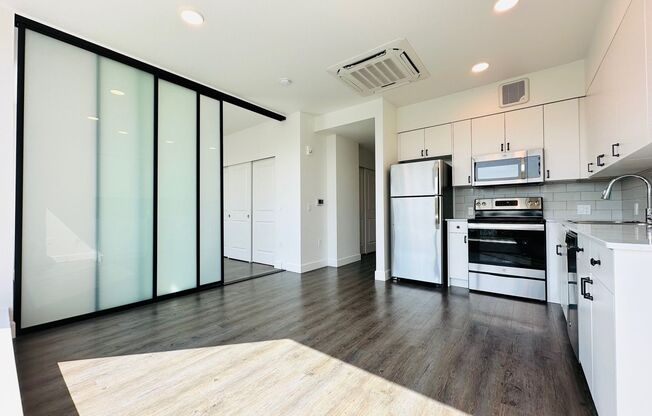 1 bed, 1 bath, 474 sqft, $2,350, Unit 410 5th #513