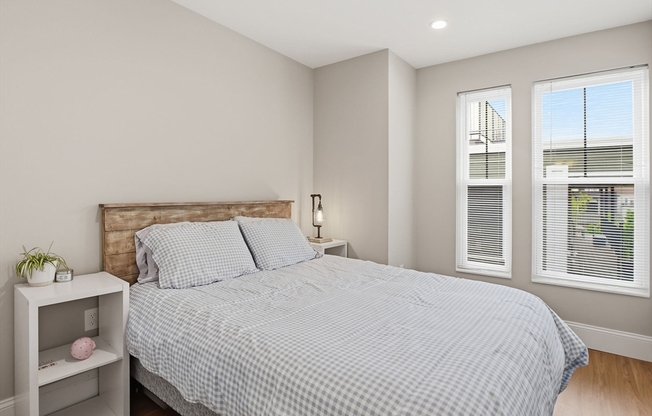 2 beds, 2 baths, 1,305 sqft, $4,800, Unit 3