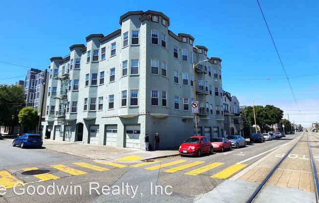 1401 10th Avenue