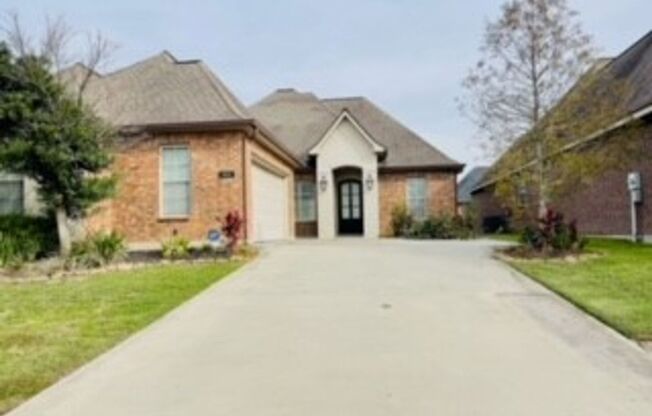 Home for Lease In Greywood Available on 2/7/2025