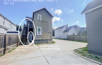 1113 Broadway Ave NW