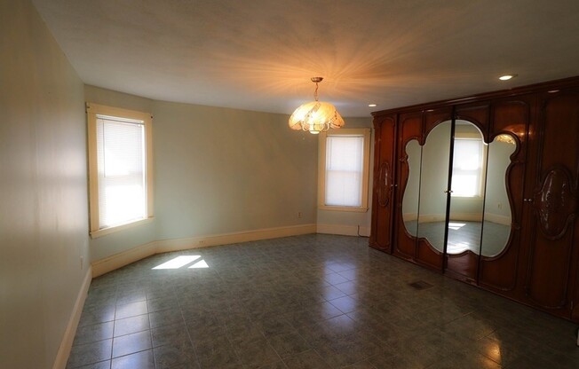 4 beds, 2 baths, 1,800 sqft, $3,800, Unit 2