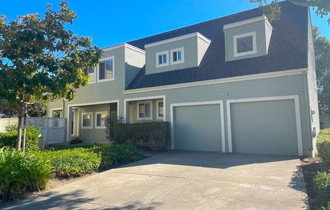 Beautifully updated 4 bedroom, 2.5 bathroom home in North Fremont