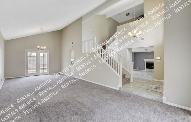 319 SIMON BOLIVAR DR