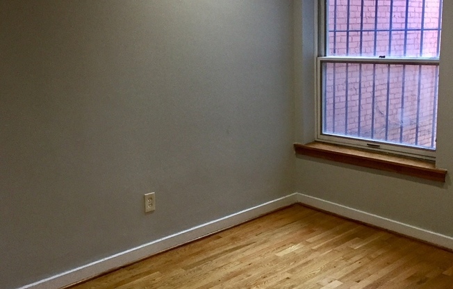 2 beds, 2 baths, $3,200