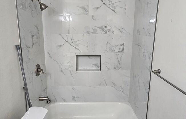 1 bed, 1 bath, 500 sqft, $1,825, Unit 55-44