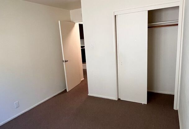 1 bed, 1 bath, 454 sqft, $2,395, Unit 22