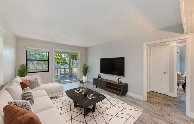 Bright & Spacious 2BR/1BA Near Gulf Beaches — Pet Friendly!