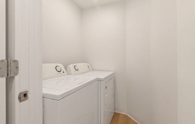 Studio, 1 bath, $1,535, Unit 111