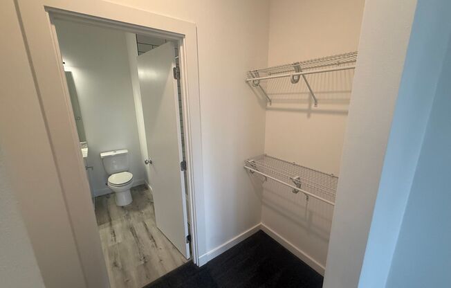 2 beds, 1 bath, 745 sqft, $1,995, Unit 8513-302