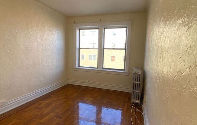 1 bed, 1 bath, $1,600