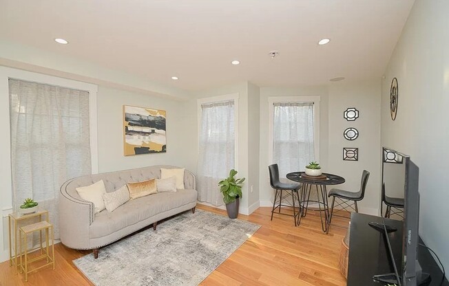 95 ROBEY ST
