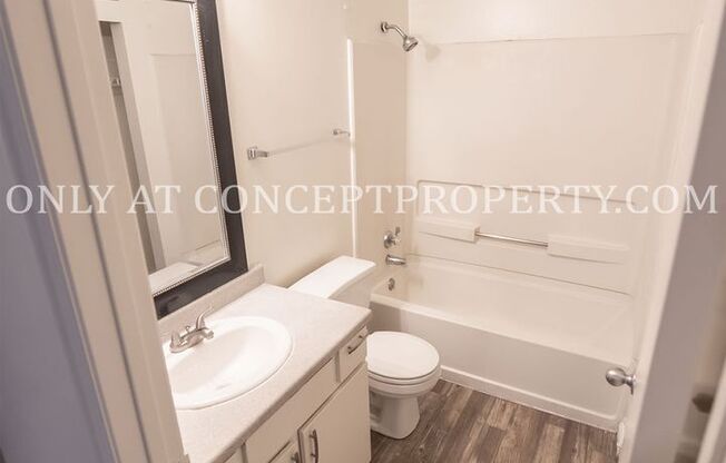 3 beds, 2 baths, 1,350 sqft, $1,650, Unit 4098 11