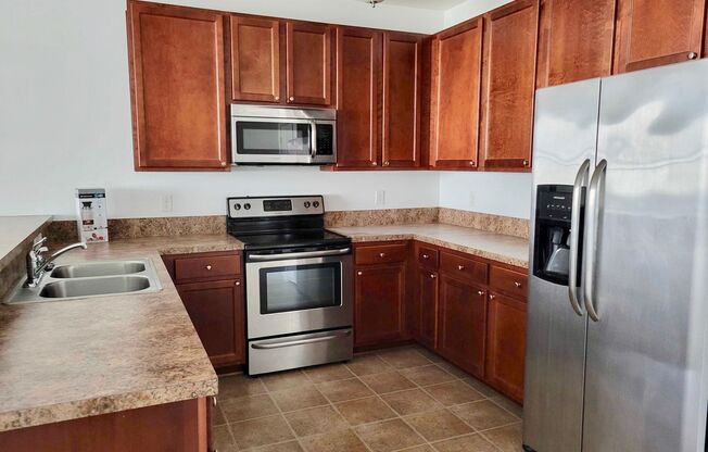2BD/2BA Condo in Chesapeake New Paint & New Carpet!!