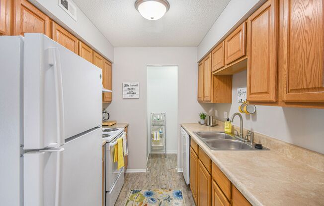 2 beds, 1.5 baths, 1,000 sqft, $1,400, Unit 1102