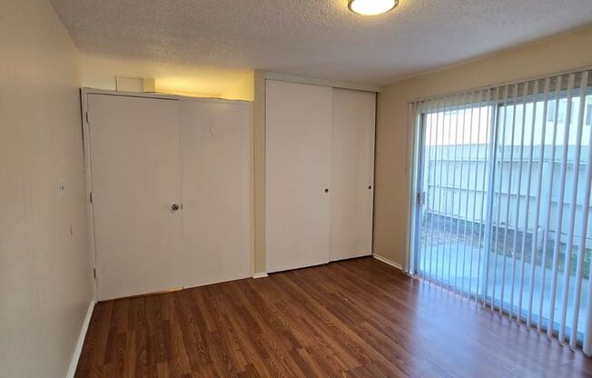 1 bed, 1 bath, $1,995, Unit 33