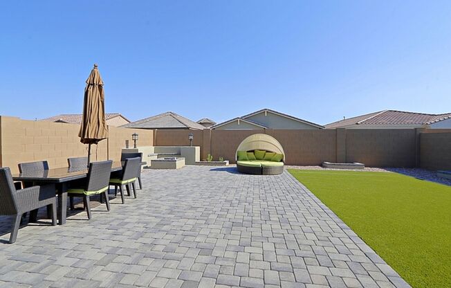 4 beds, 3 baths, $5,460