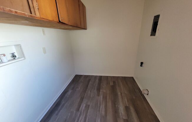 3 beds, 1 bath, $1,399