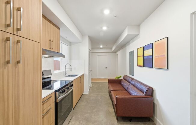 Studio, 1 bath, 211 sqft, $1,444, Unit 102-C