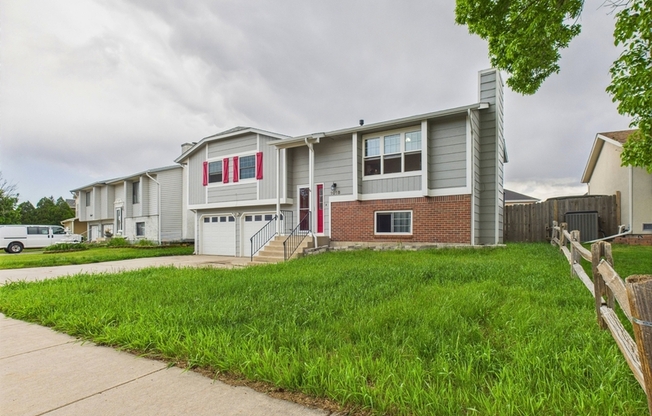 1018 RANCHER DR