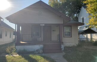 Spacious free standing home couple blocks S. of Douglas and Grove