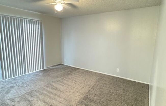 1 bed, 1 bath, 720 sqft, $2,075, Unit 23