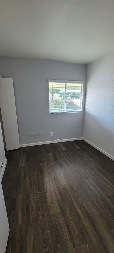 2 beds, 2 baths, 850 sqft, $2,895, Unit 31