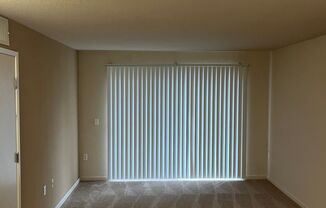 2 beds, 1 bath, 848 sqft, $1,900, Unit 1703