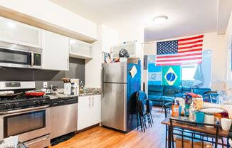 114 Everett St 1