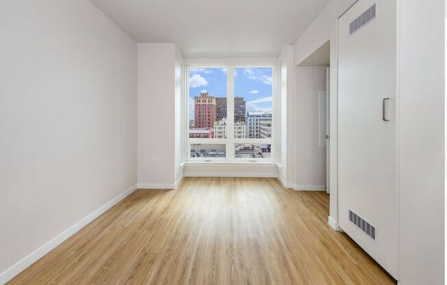 2 beds, 1 bath, 613 sqft, $3,800, Unit 403