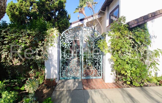 Scripps Ranch, 10258 Grayfox Dr, Nice Views, Private Pool and Spa, Fireplace, 2 Car Garage with Opener.