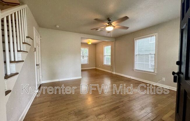 311 N OAK CLIFF BLVD