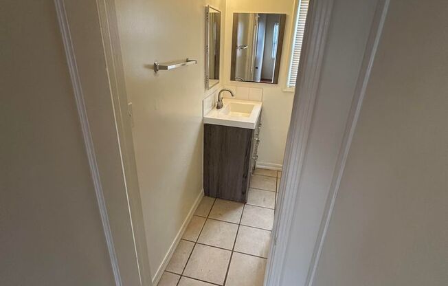 1 bed, 1 bath, $1,895