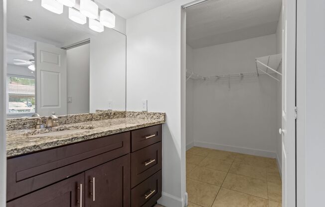 2 beds, 1 bath, 1,015 sqft, $2,175, Unit 03 - 302