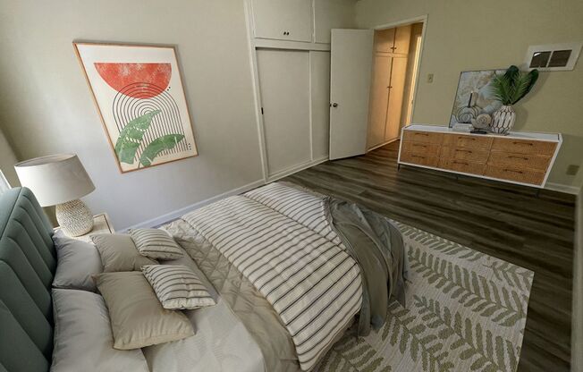 2 BR Glendale Gem:  Where Convenience Meets Americana Charm