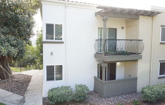 2 beds, 2 baths, $2,600