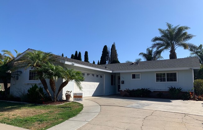 Light, bright and beautiful San Luis Rey 3 bed 2 bath!