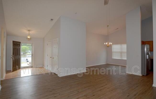 2011 OAKBRIAR CIR