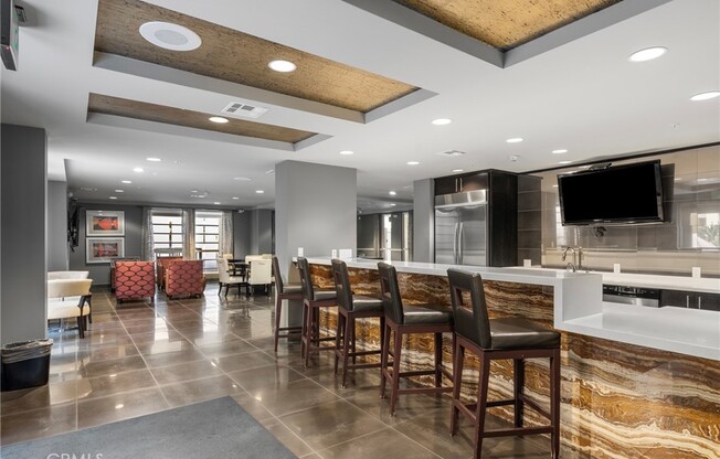 2 beds, 2 baths, 1,050 sqft, $3,450, Unit 206